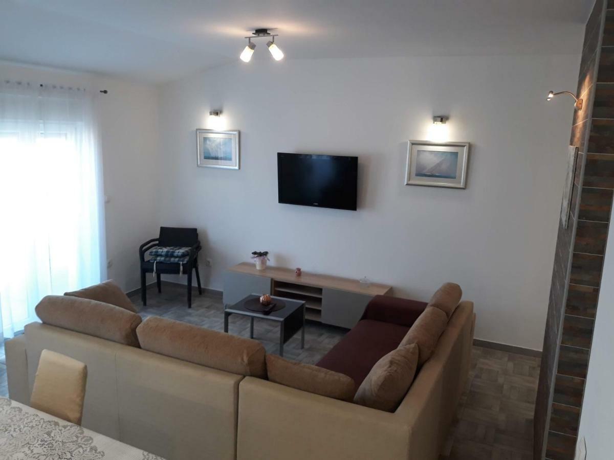 Apartman Dani-Podstrana Exterior foto